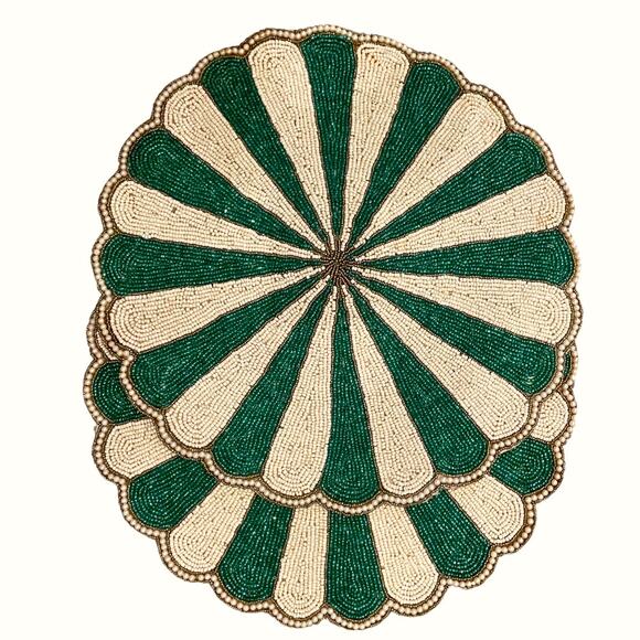 TIRAMISU HANDMADE Glamorous Green and Cream Glass Beaded Placemat Set of (2) NEW - Picture 2 of 9